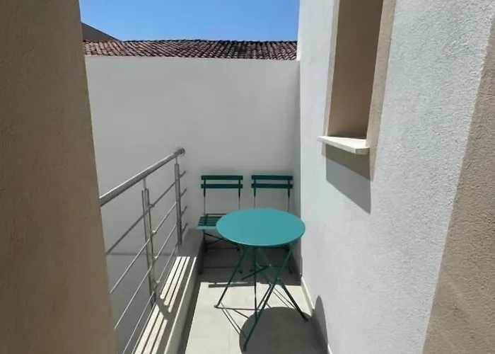 Bullerjanos بيت ضيافة