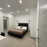 게스트하우스 Bullerjanos 3*