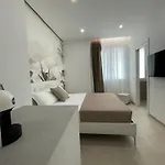 게스트하우스 Bullerjanos 올비아