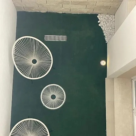 ゲストハウス Bullerjanos 3*